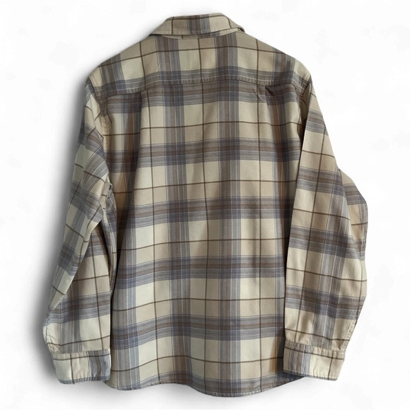 Tilley Women's Plaid Blue & Grey Flannel Button Down Shirt or Jacket - Picture 3 of 3